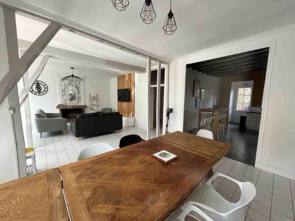 Logement Centre Ville 1 A 4 Chambres Alencon Exterior photo