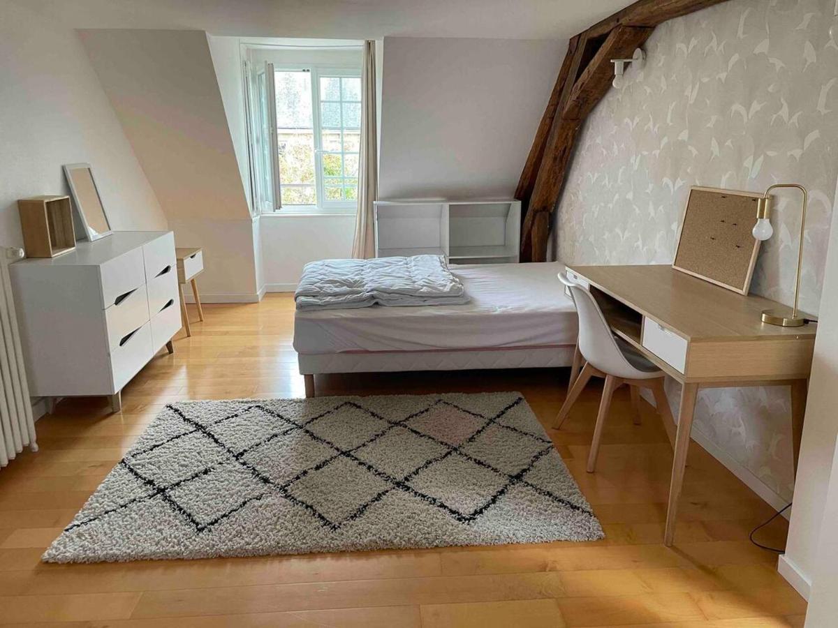 Logement Centre Ville 1 A 4 Chambres Alencon Exterior photo